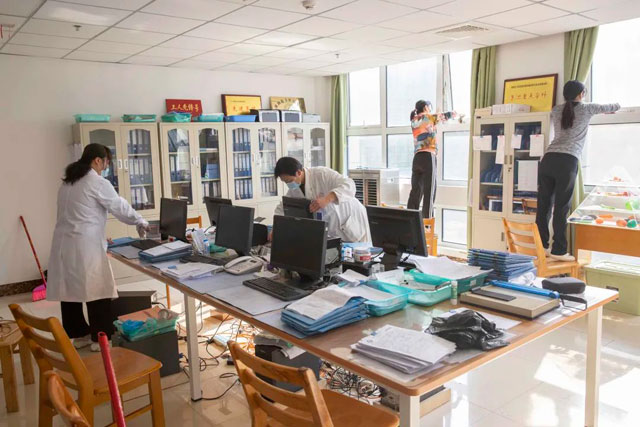  “我的医院我的家”——东方总院组织开展全院卫生大扫除工作