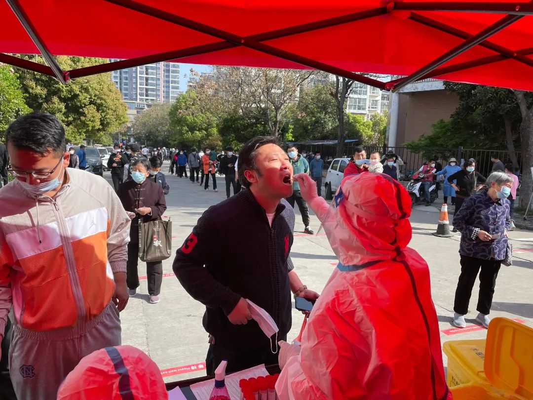 退休不褪色——新庄孜医院退休返聘人员积极参与抗疫