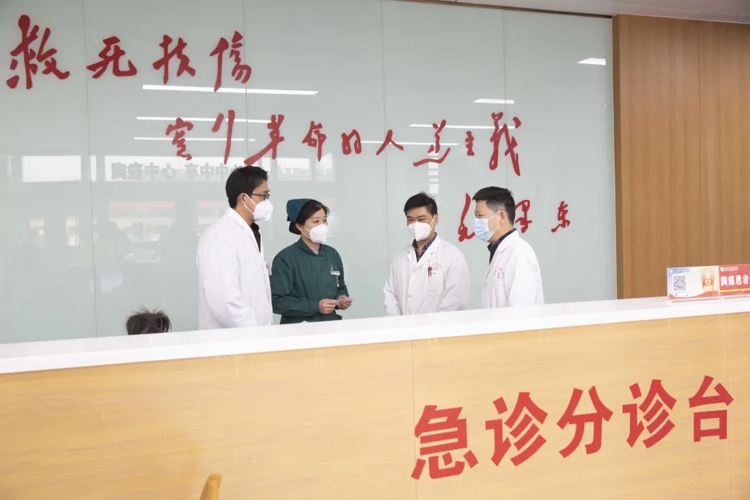 严管厚爱锻精兵，仁心仁术铸方舟——记集团急诊医学科医疗中心院长邹贵全