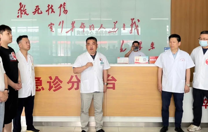 东方总院成功举办成批伤员救治院内外联合应急演练