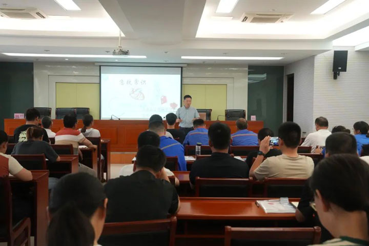 淮南东方医院集团受邀赴定远县盐化工业园管委会开展急救知识讲座