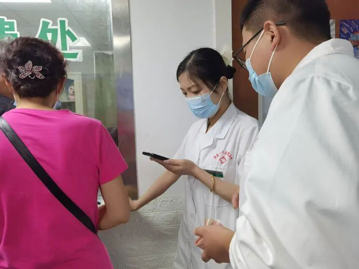 坚守初心，好医生再拒红包