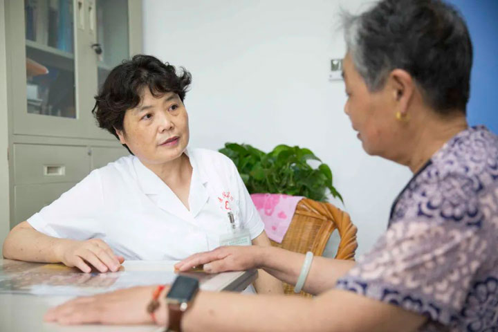 业精于勤，术贵于专——东方医院集团呼吸与危重症学科医疗中心返聘专家王贵勤