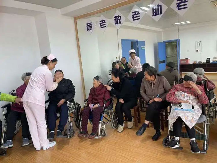 医心如亲，为长者筑起心灵的港湾——东方总院老年医学科的温情故事