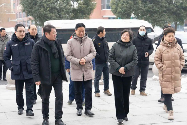 陆晞副市长一行莅临东方总院督导检查安全生产工作