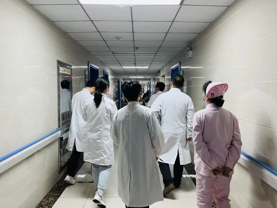 东方总院康复科开展“多学科联合查房”，助推诊疗更高效