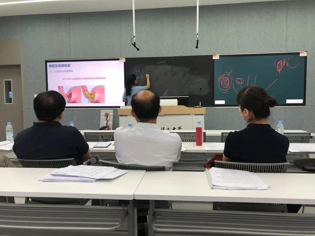 东方总院消化内科胡羽医生在安徽理工大学青年教师教学竞赛中荣获佳绩