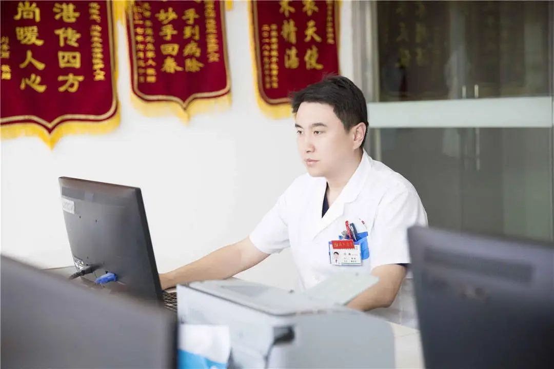 仁心仁术勇担当，向上向善映初心——记首届淮南“卫生名医”、淮南东方医院集团骨科医疗中心院长江涛