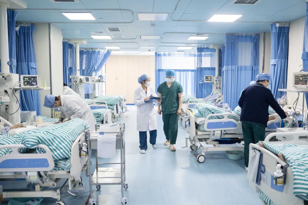 东方总院重症康复病区，以“早期介入+个体化康复”点亮重症患者重生之路