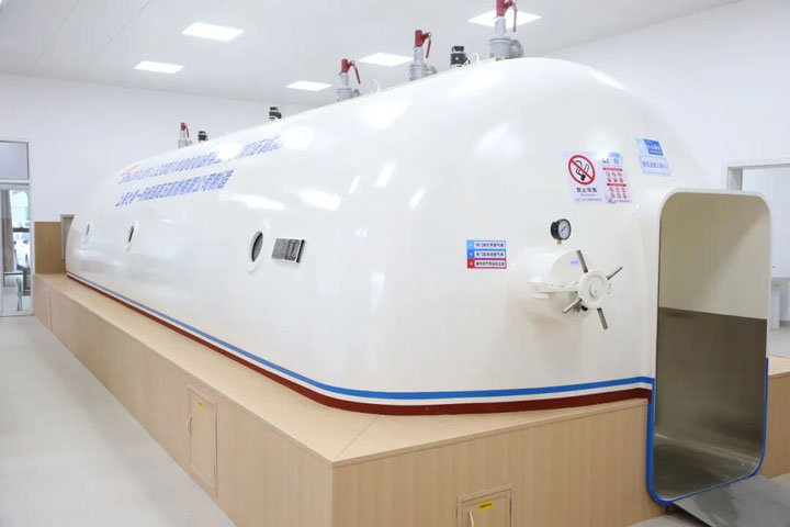 高压氧舱的健康密码——凤凰医院高压氧舱